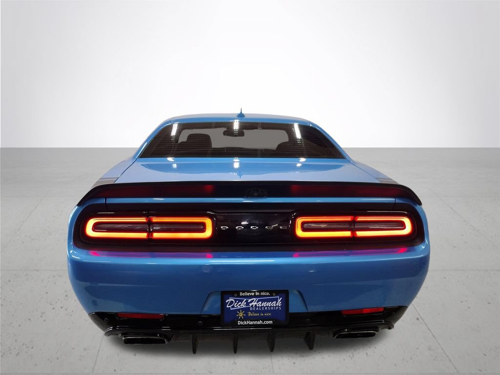 Used 2016 Dodge Challenger R/T Scat Pack RWD image 16