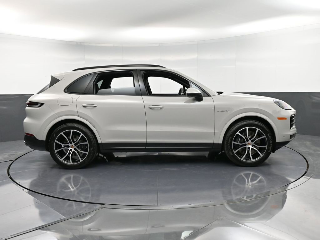 New 2026 Porsche Cayenne E-Hybrid image 9