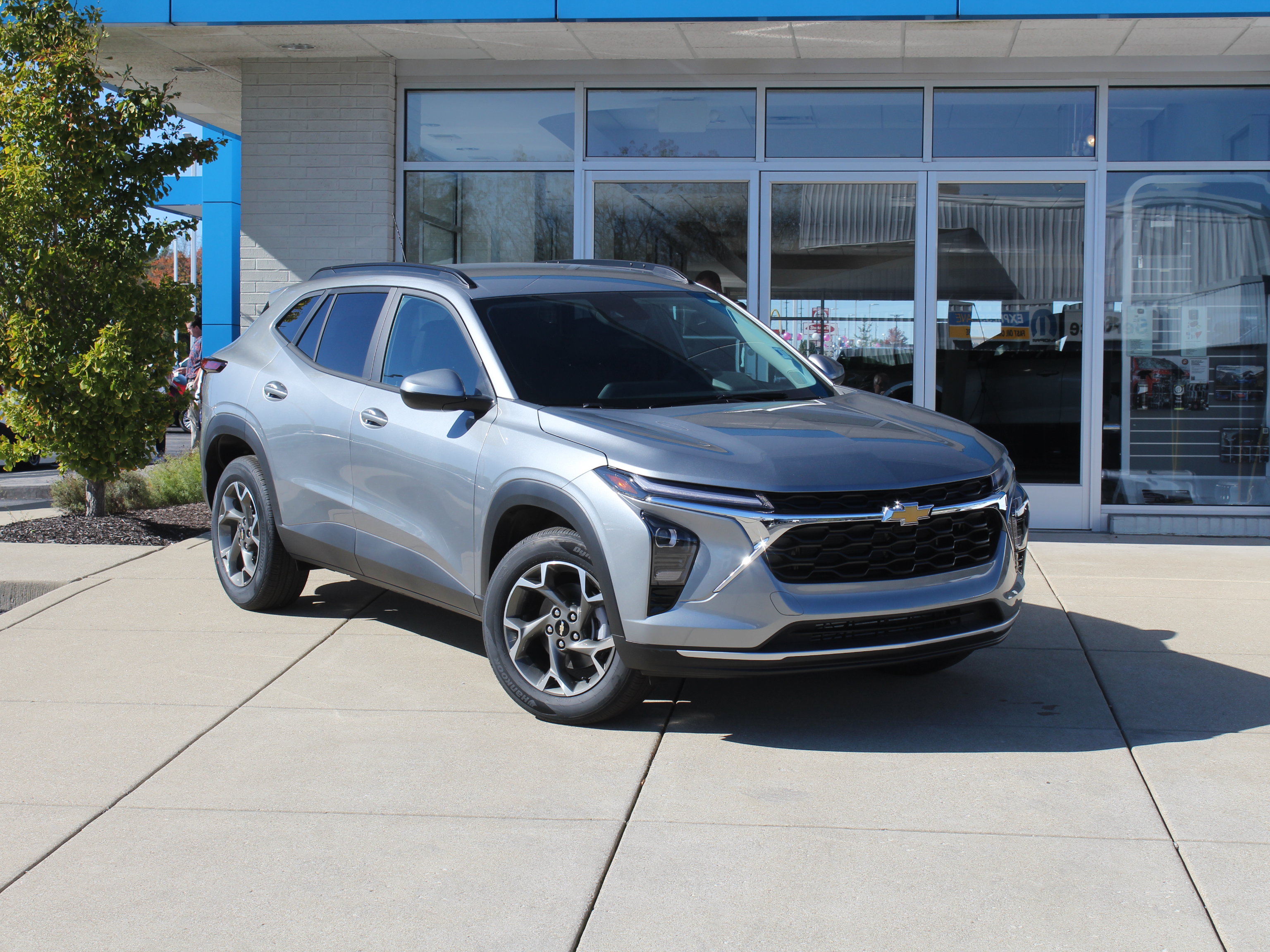 New 2026 Chevrolet Trax LT FWD image 4