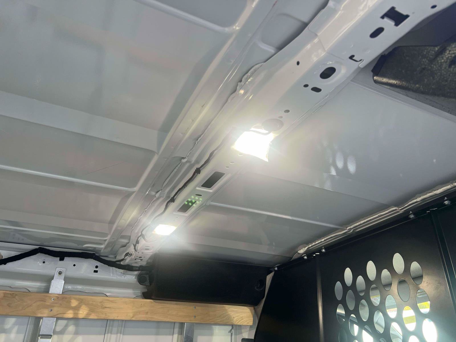 Used 2025 Ford Transit 250 Low Roof w/ Exterior Upgrade Package RWD image 15