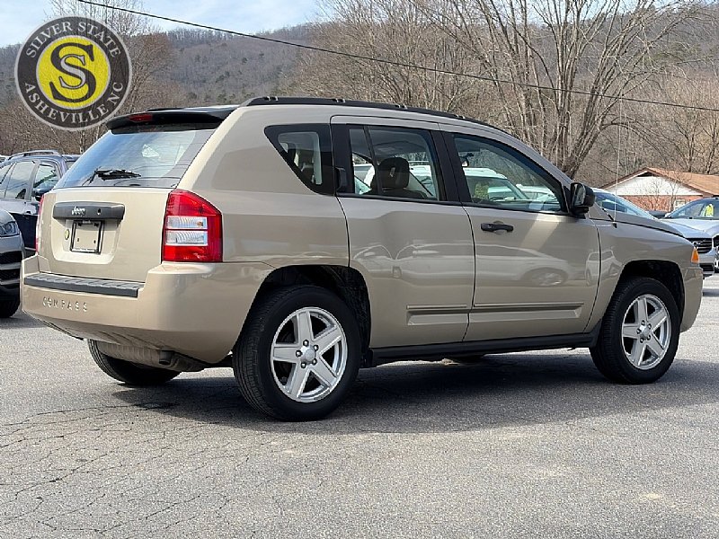 Used 2009 Jeep Compass Sport FWD image 6