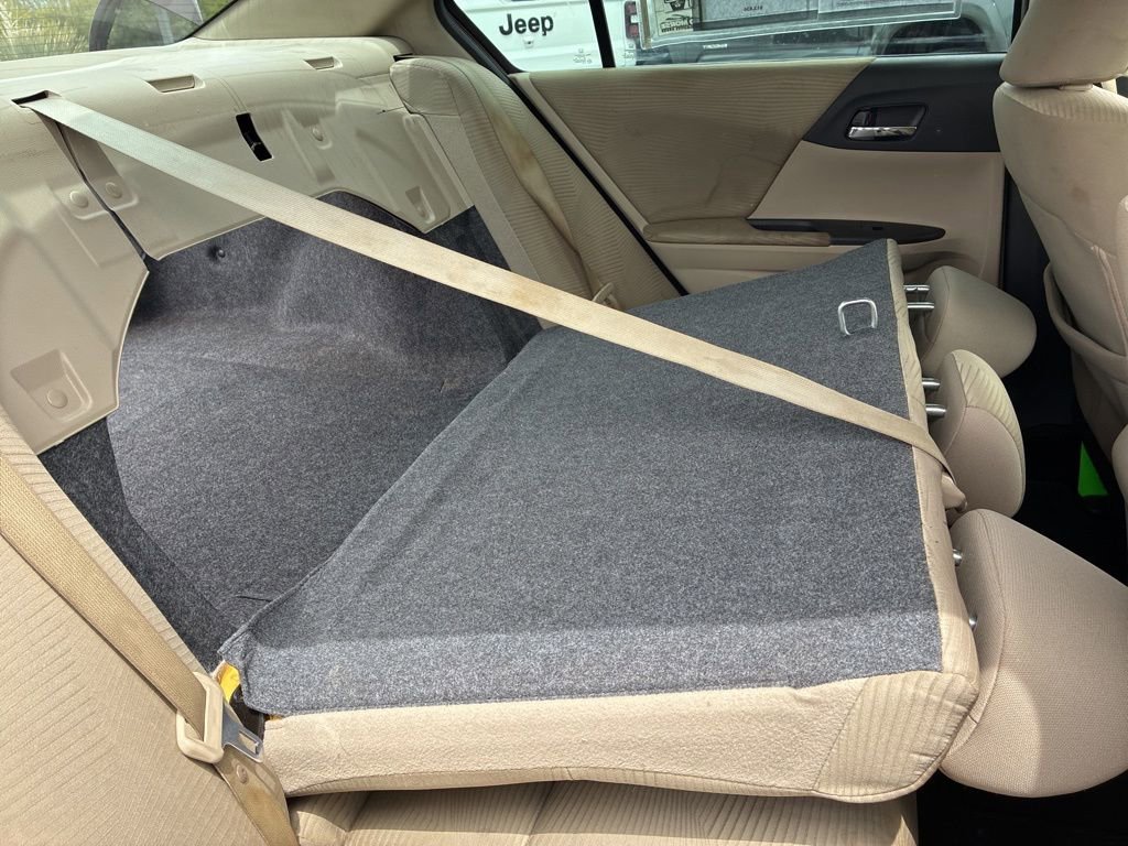 Used 2015 Honda Accord LX image 21