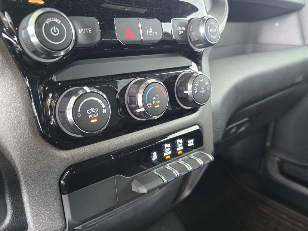 Used 2025 RAM 1500 Tradesman image 12