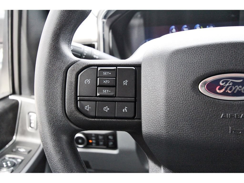 Used 2026 Ford F250 XLT w/ XLT Premium Package AWD/4WD image 23