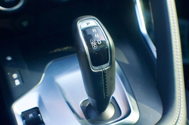 Used 2018 Jaguar E-PACE R-Dynamic S AWD/4WD image 32