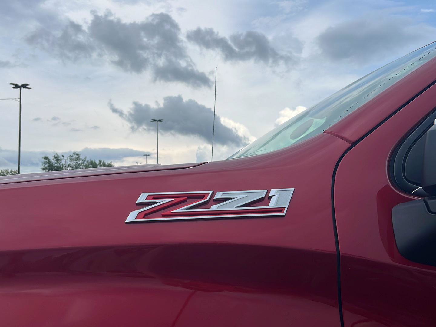 Used 2022 Chevrolet Silverado 1500 LTZ w/ LTZ Premium Package AWD/4WD image 3