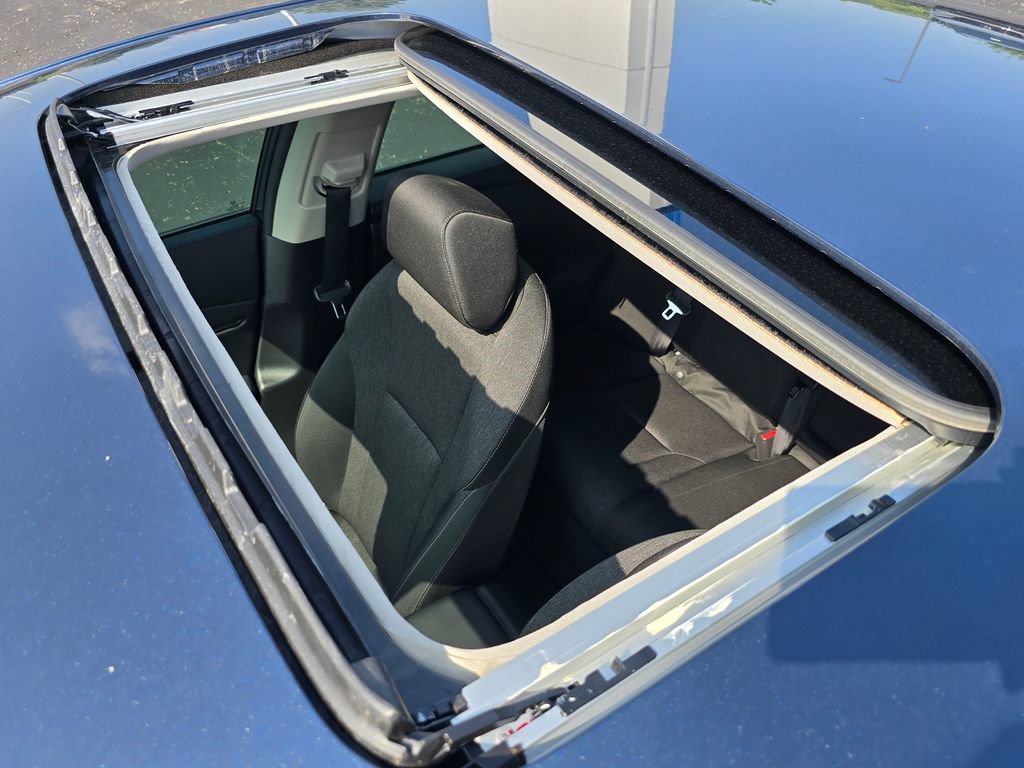 Certified 2024 Honda Accord EX image 17