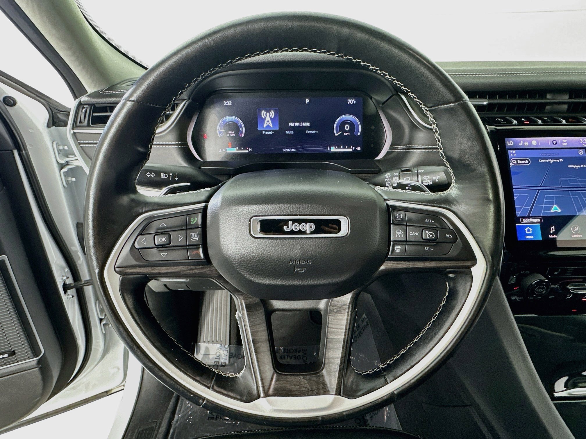 Used 2021 Jeep Grand Cherokee L Limited image 11