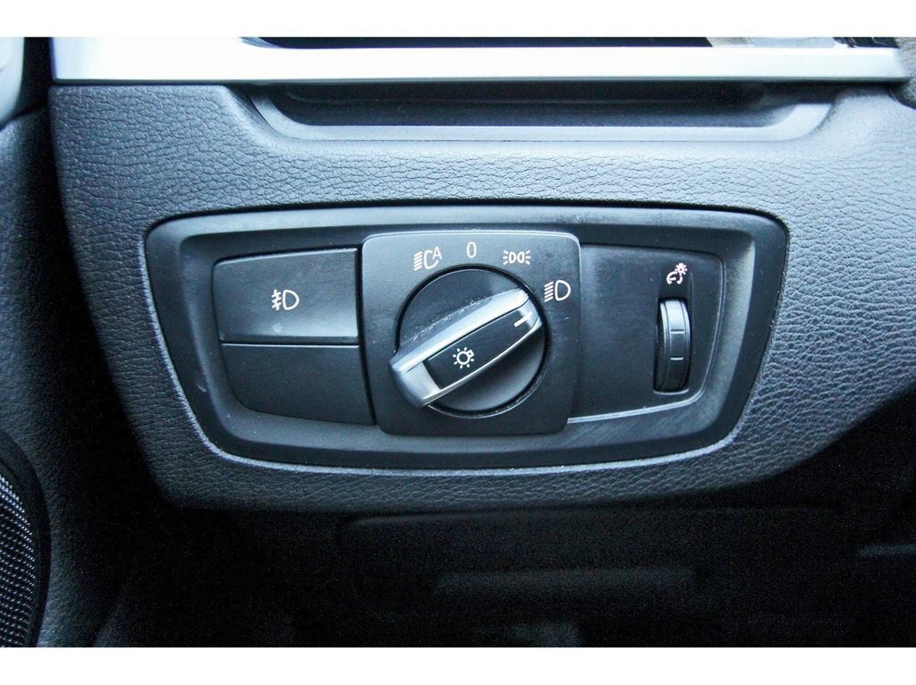 Used 2019 BMW X1 sDrive28i image 22