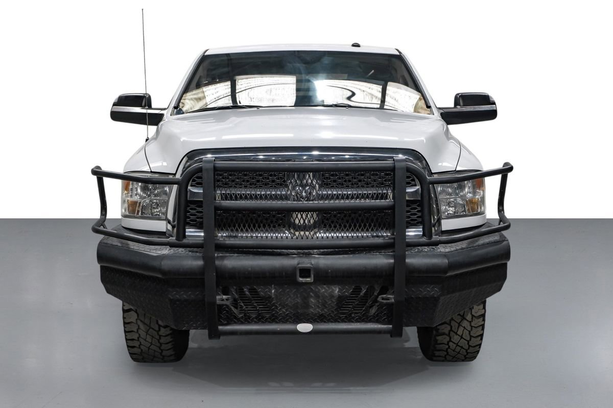 Used 2014 RAM 2500 Tradesman w/ Chrome Appearance Group image 3