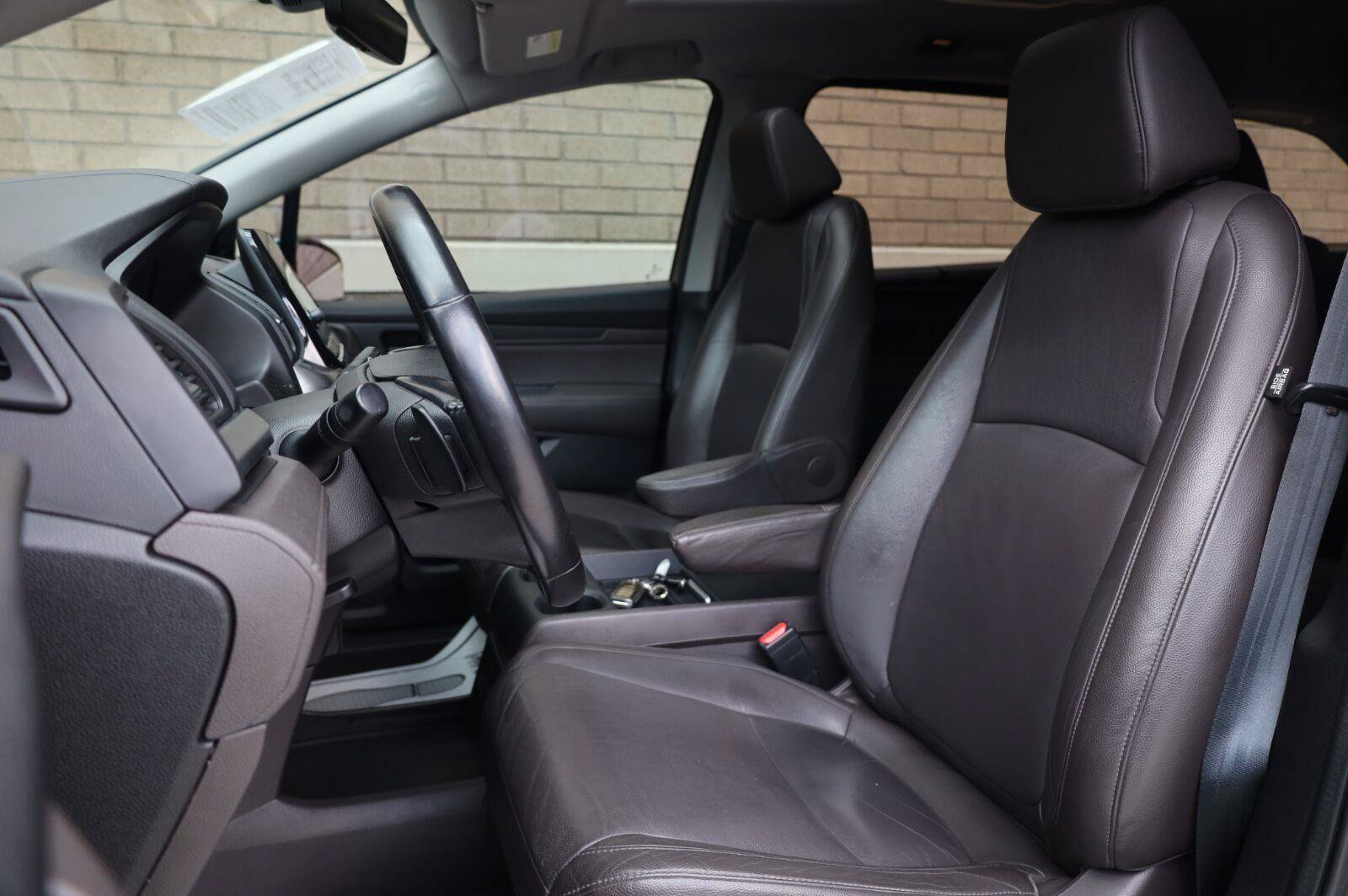 Used 2018 Honda Odyssey EX-L image 18