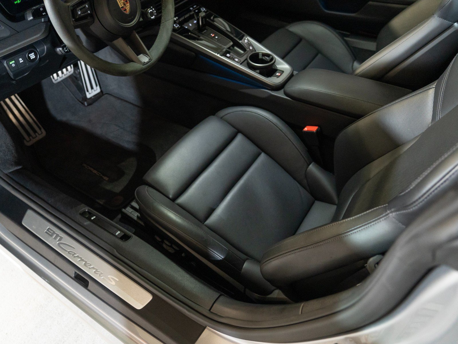 Certified 2025 Porsche 911 Carrera S RWD image 15