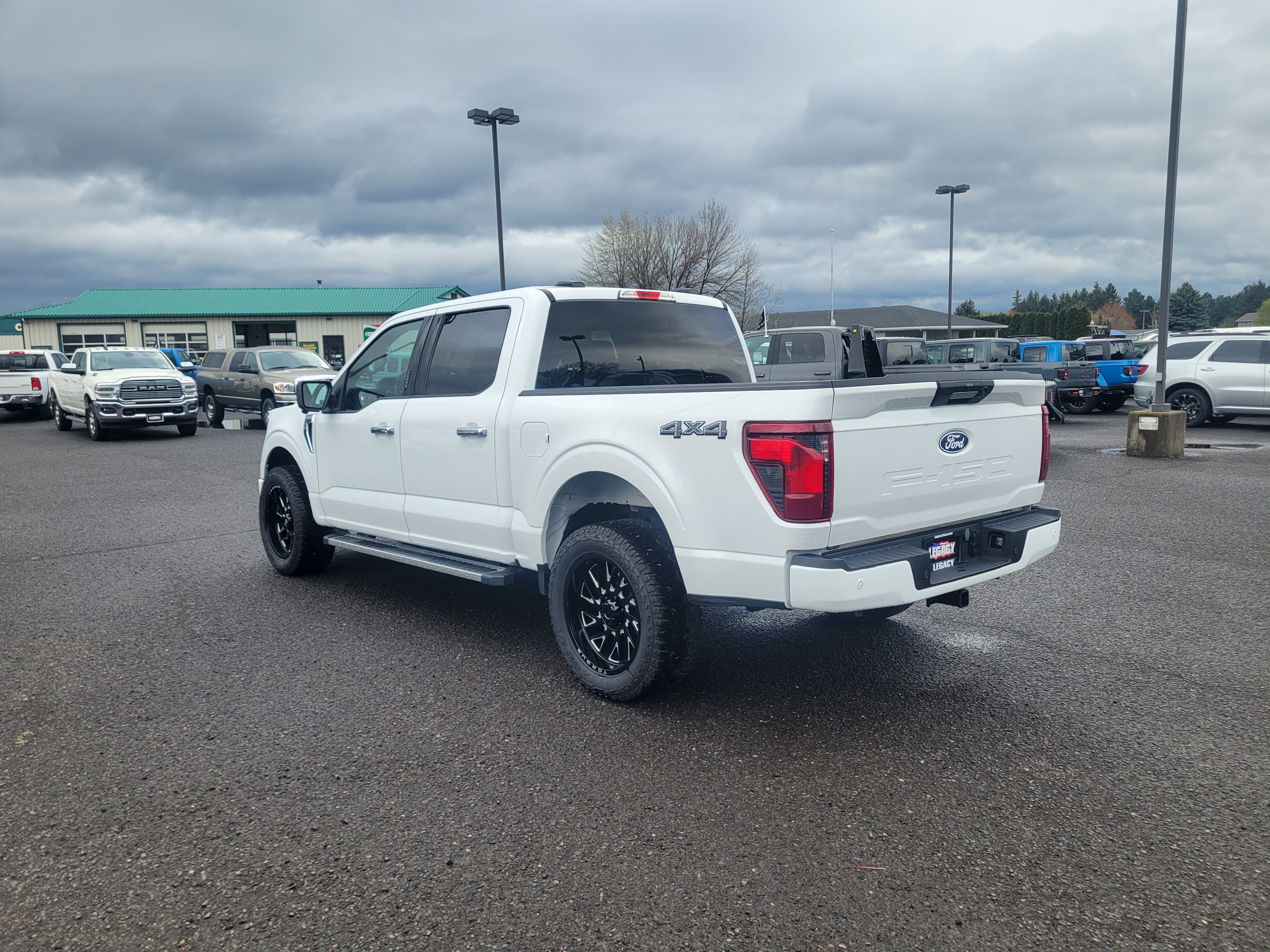 Used 2024 Ford F150 XLT w/ Tow/Haul Package AWD/4WD image 11