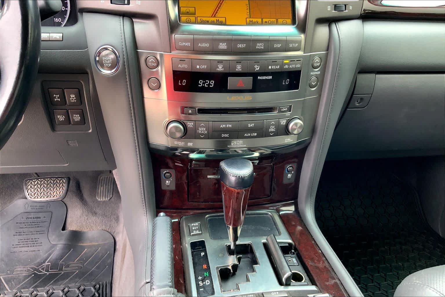 Used 2010 Lexus LX 570 4WD image 31