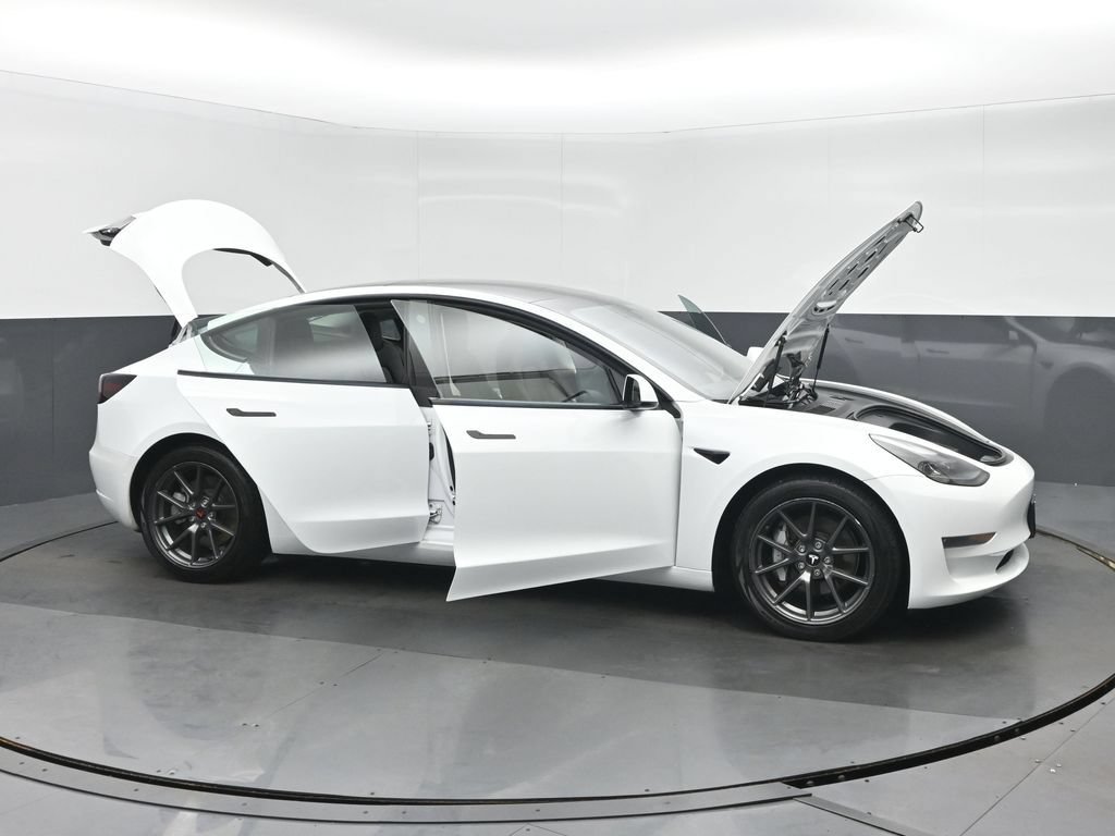 Used 2021 Tesla Model 3 Long Range AWD/4WD image 38
