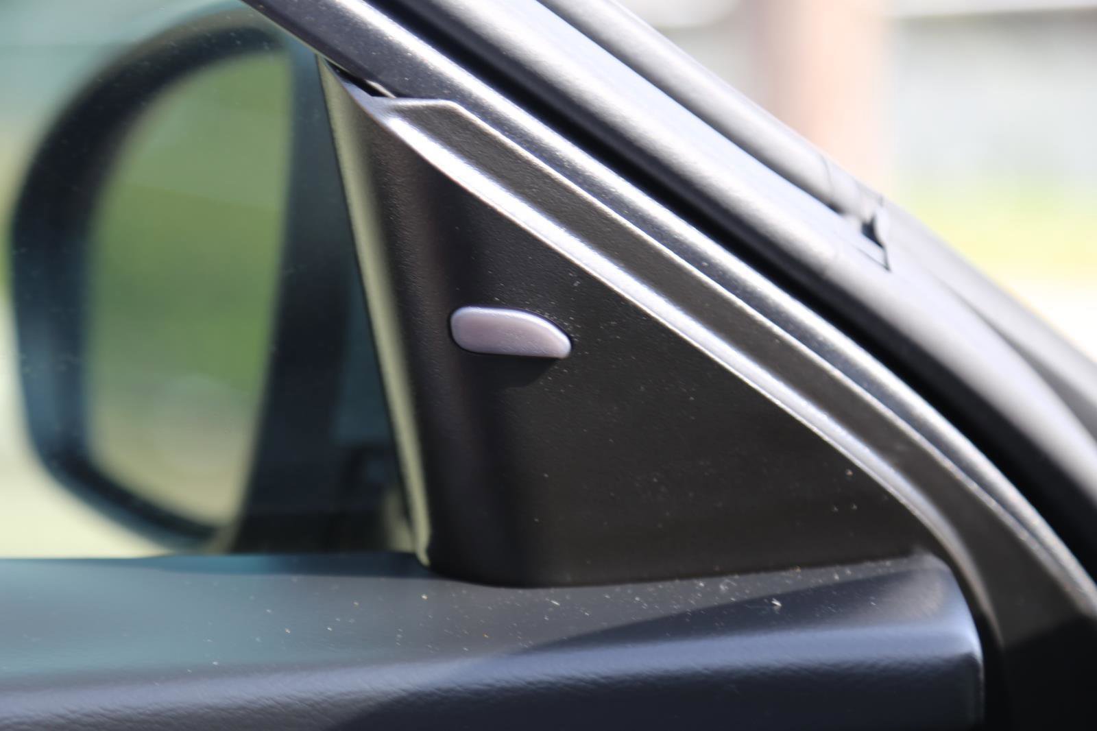 Used 2025 Nissan Altima 2.5 SL FWD image 7