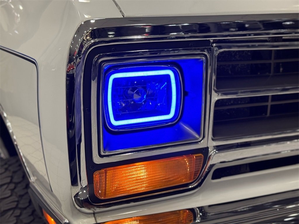 Used 1988 Dodge Ramcharger 4WD image 21