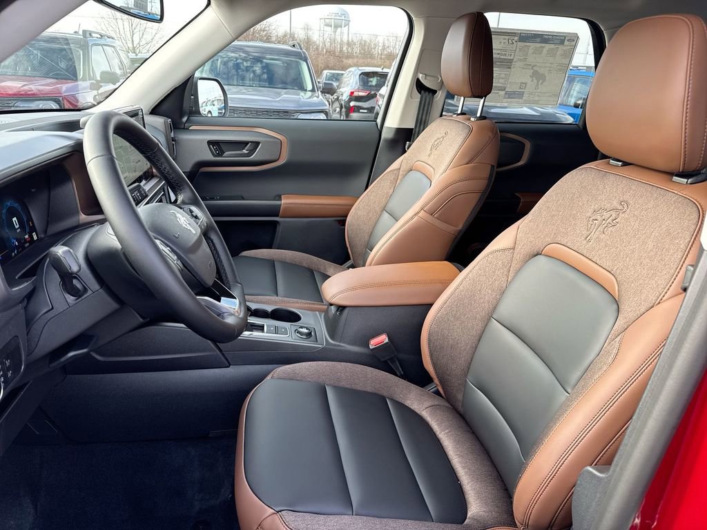 New 2025 Ford Bronco Sport Outer Banks w/ Outer Banks Tech Package+ AWD/4WD image 4