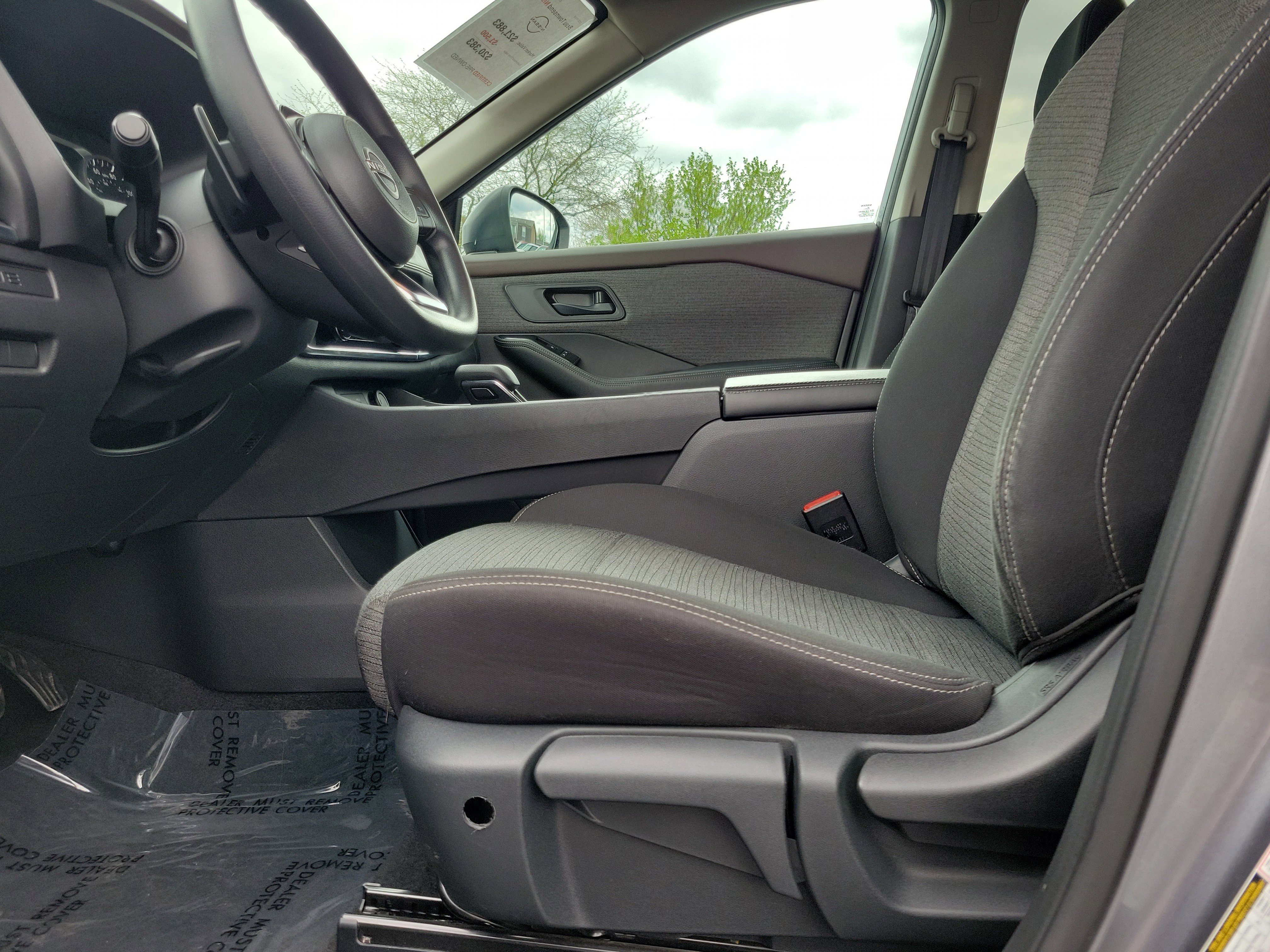 Certified 2022 Nissan Rogue S FWD image 16