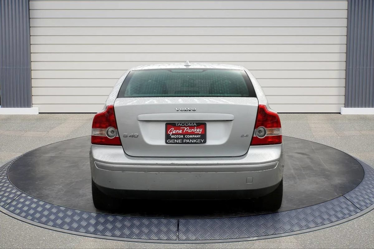 Used 2007 Volvo S40 2.4i FWD image 6