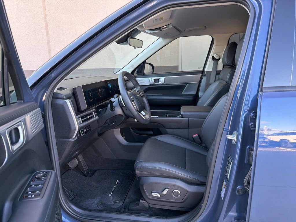 Used 2025 Hyundai Santa Fe SEL image 40