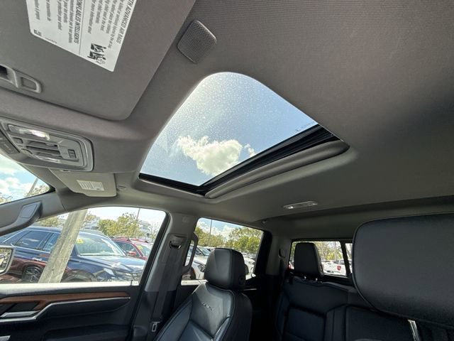 Used 2022 GMC Sierra 1500 Denali w/ Denali Reserve Package AWD/4WD image 22