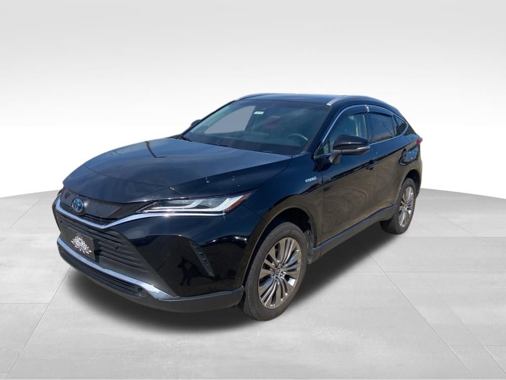 Used 2021 Toyota Venza XLE w/ Softex Package image 2