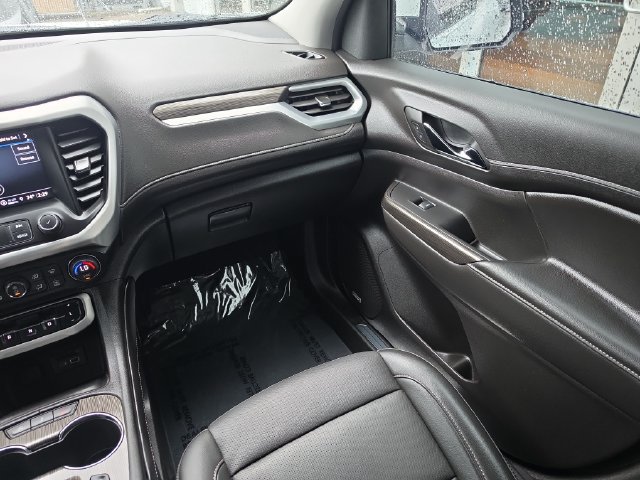 Certified 2023 GMC Acadia SLT FWD image 15