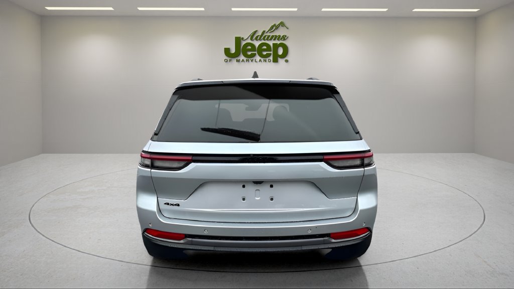 New 2026 Jeep Grand Cherokee Altitude AWD/4WD image 12