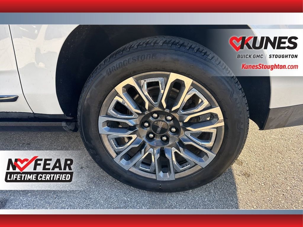 Used 2023 GMC Yukon XL Denali Ultimate image 18