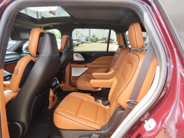Certified 2023 Lincoln Aviator Black Label AWD/4WD image 19