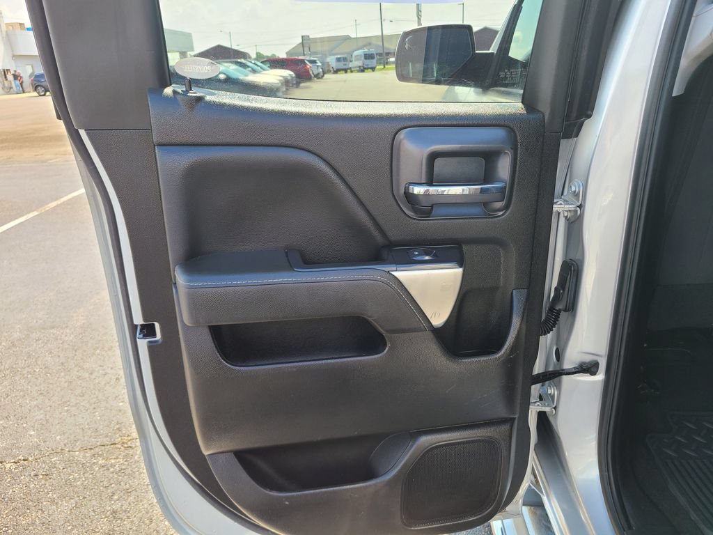 Used 2018 Chevrolet Silverado 1500 LT w/ All Star Edition AWD/4WD image 17