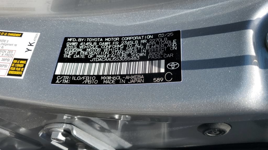 Used 2025 Toyota Prius LE FWD image 28