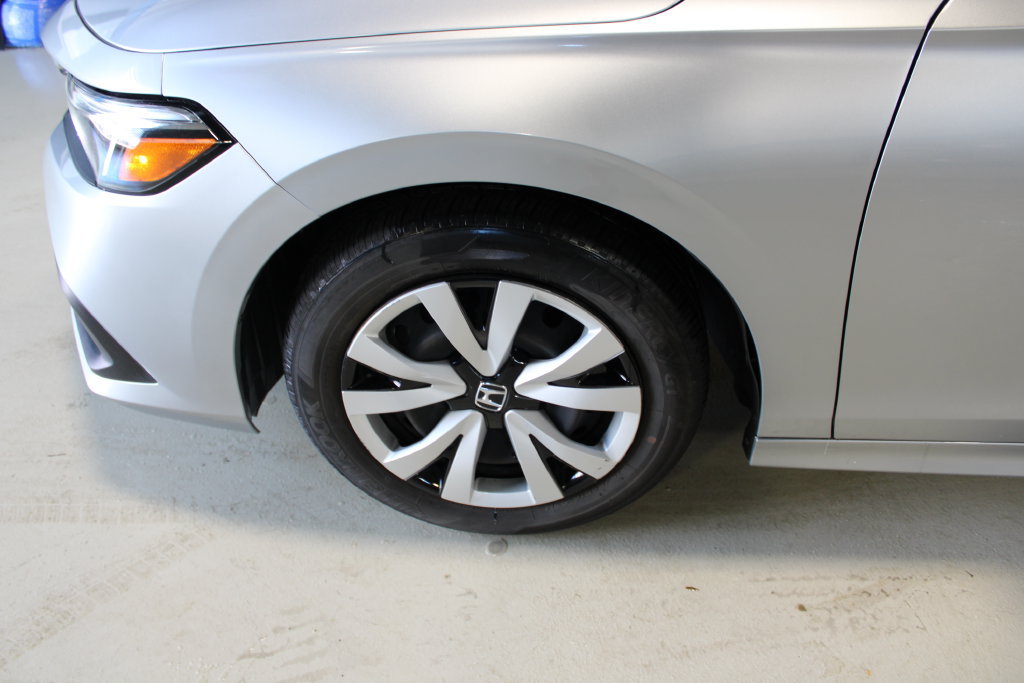 Used 2024 Honda Civic LX image 4