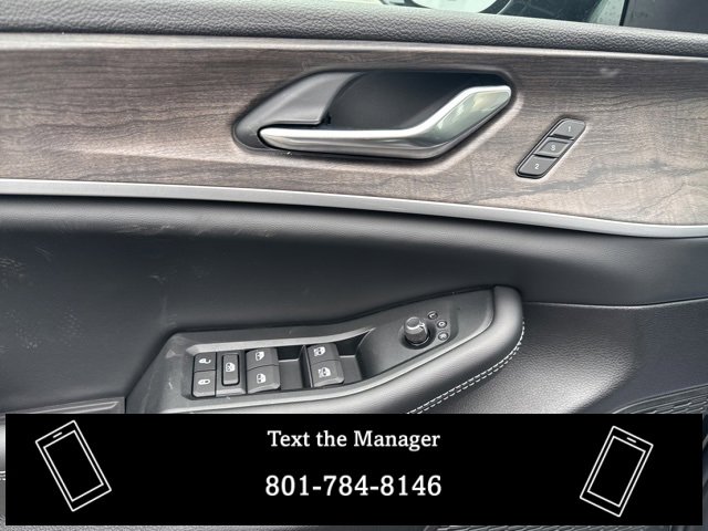 New 2025 Jeep Grand Cherokee L Limited image 15