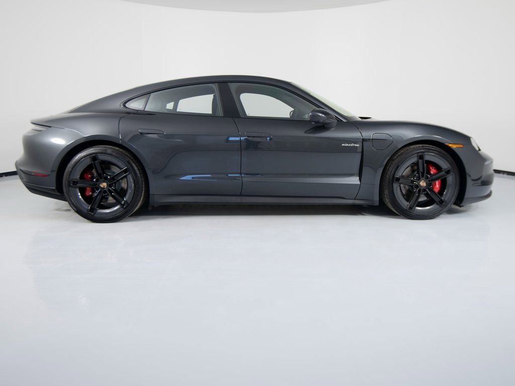 New 2026 Porsche Taycan 4S AWD/4WD image 8