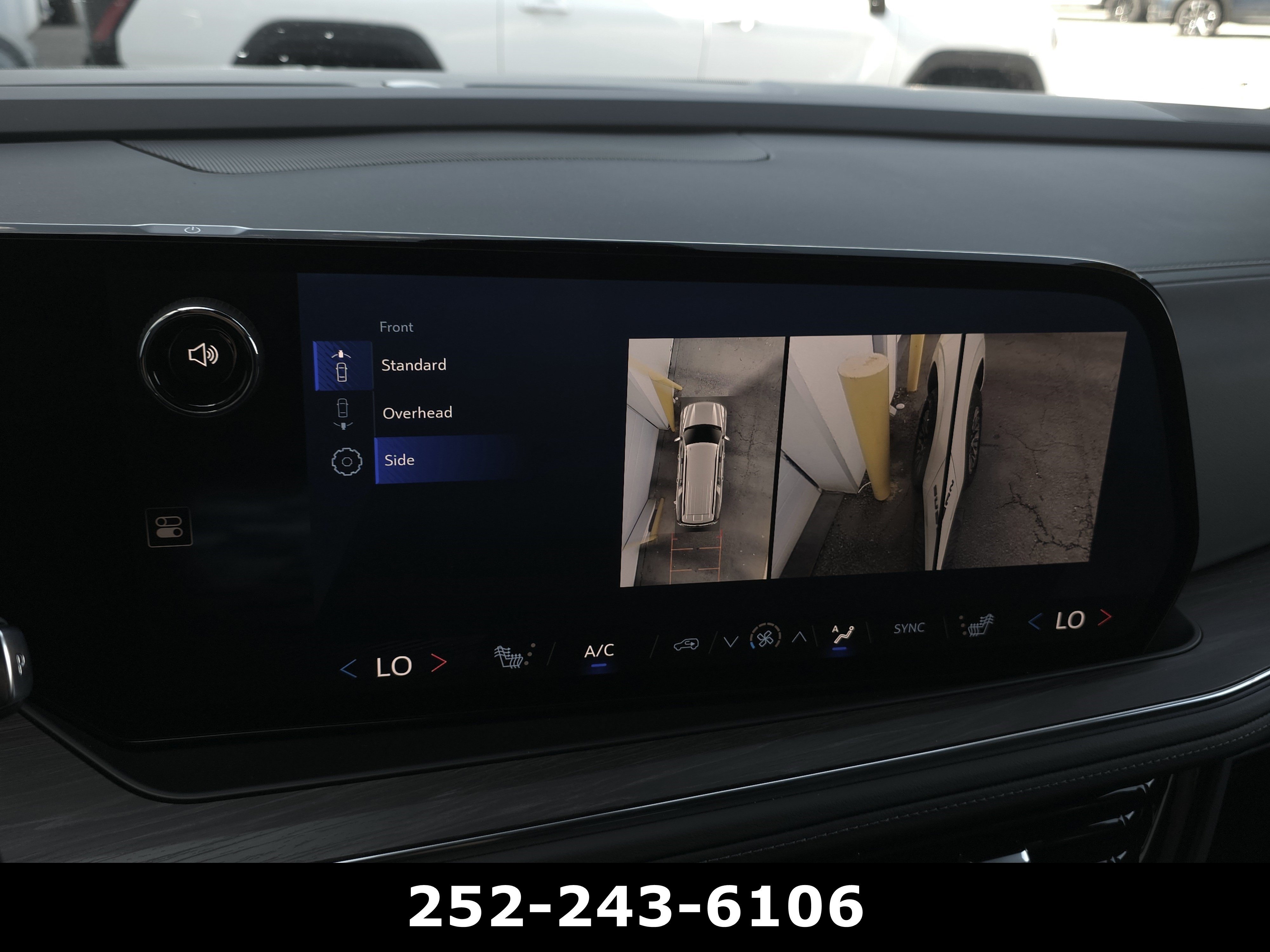 Used 2025 Chevrolet Suburban Z71 w/ Z71 Off-Road Package AWD/4WD image 24