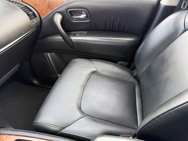 Used 2024 Nissan Armada SL w/ Captain's Chairs Package image 24