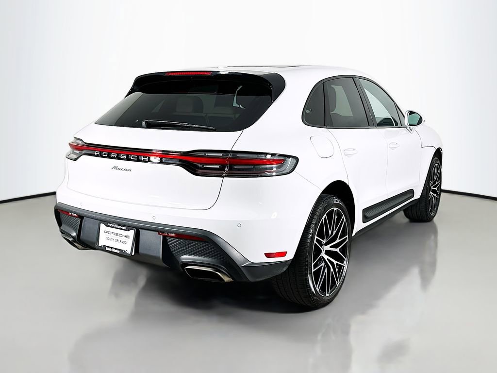 Certified 2023 Porsche Macan AWD/4WD image 9