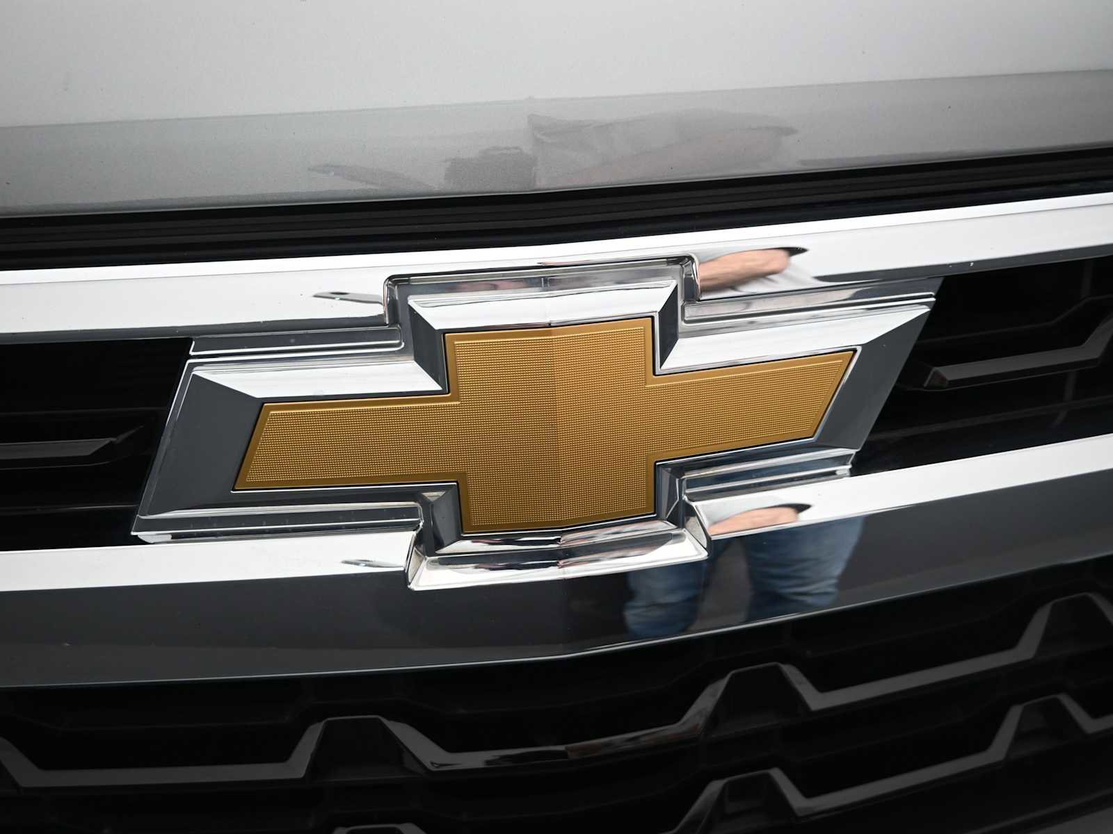 Used 2024 Chevrolet Silverado 1500 LT AWD/4WD image 27