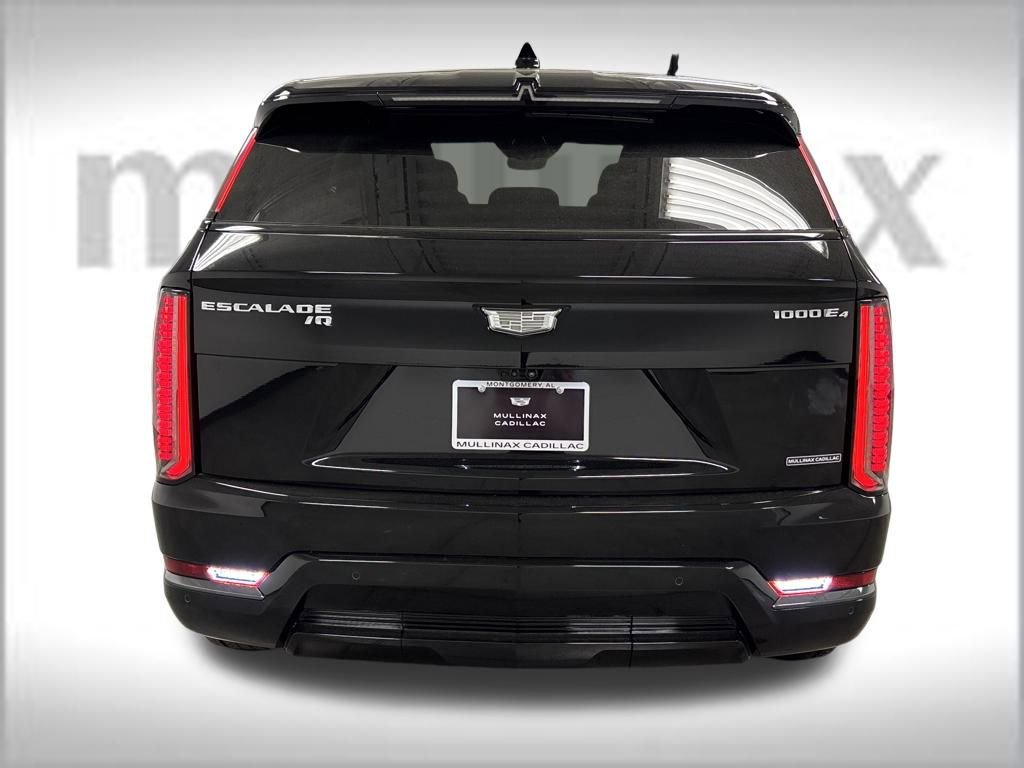 New 2025 Cadillac Escalade IQ Sport 1 w/ Smart Trailering package image 18