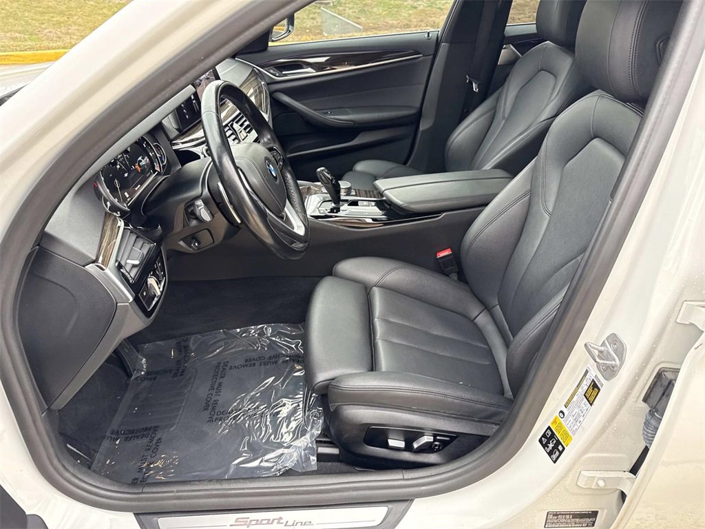 Used 2018 BMW 530i xDrive image 16
