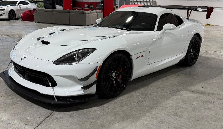 Used 2017 Dodge Viper ACR w/ Extreme Aero Package image 7