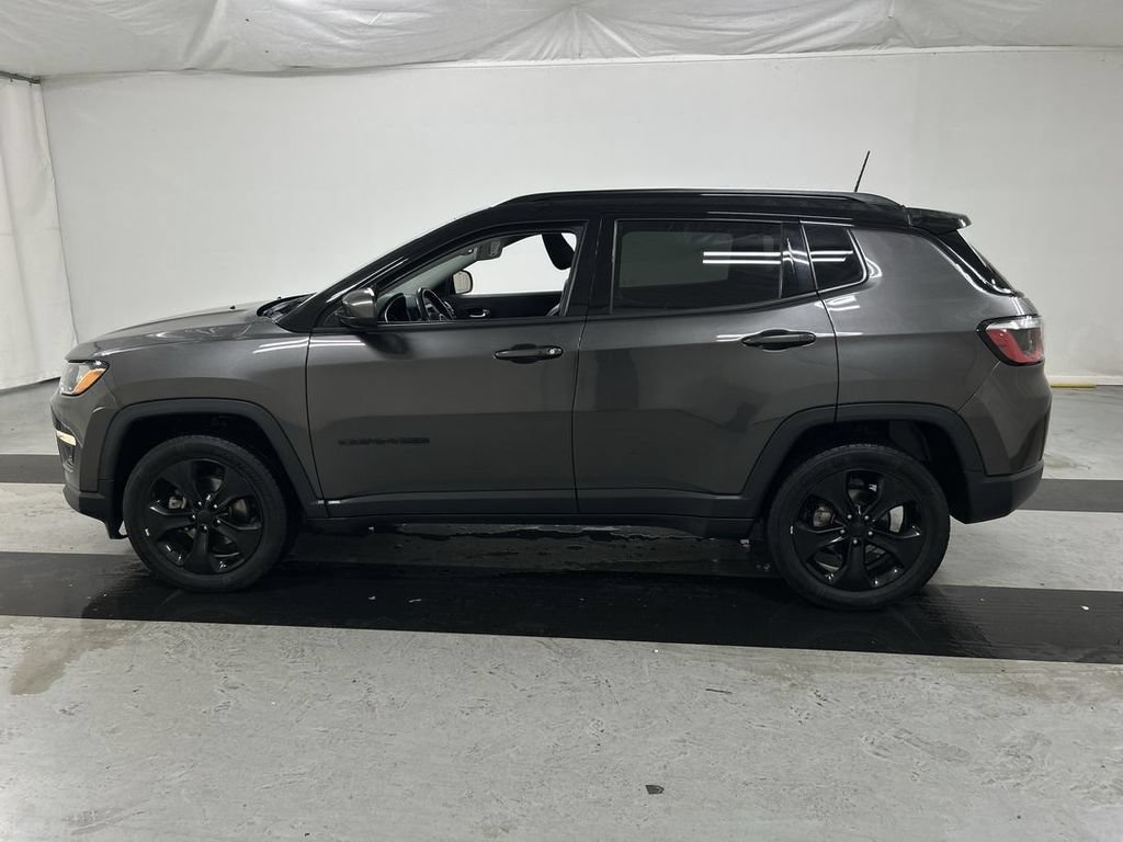 Used 2021 Jeep Compass Latitude w/ Sun and Sound Group AWD/4WD image 6