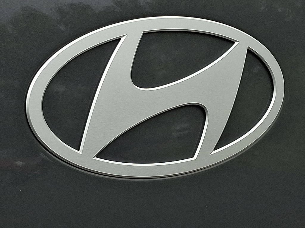 Used 2026 Hyundai Santa Fe SEL FWD image 29