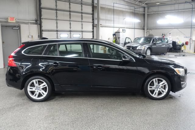 Used 2015 Volvo V60 T5 Platinum w/ Climate Package AWD/4WD image 8