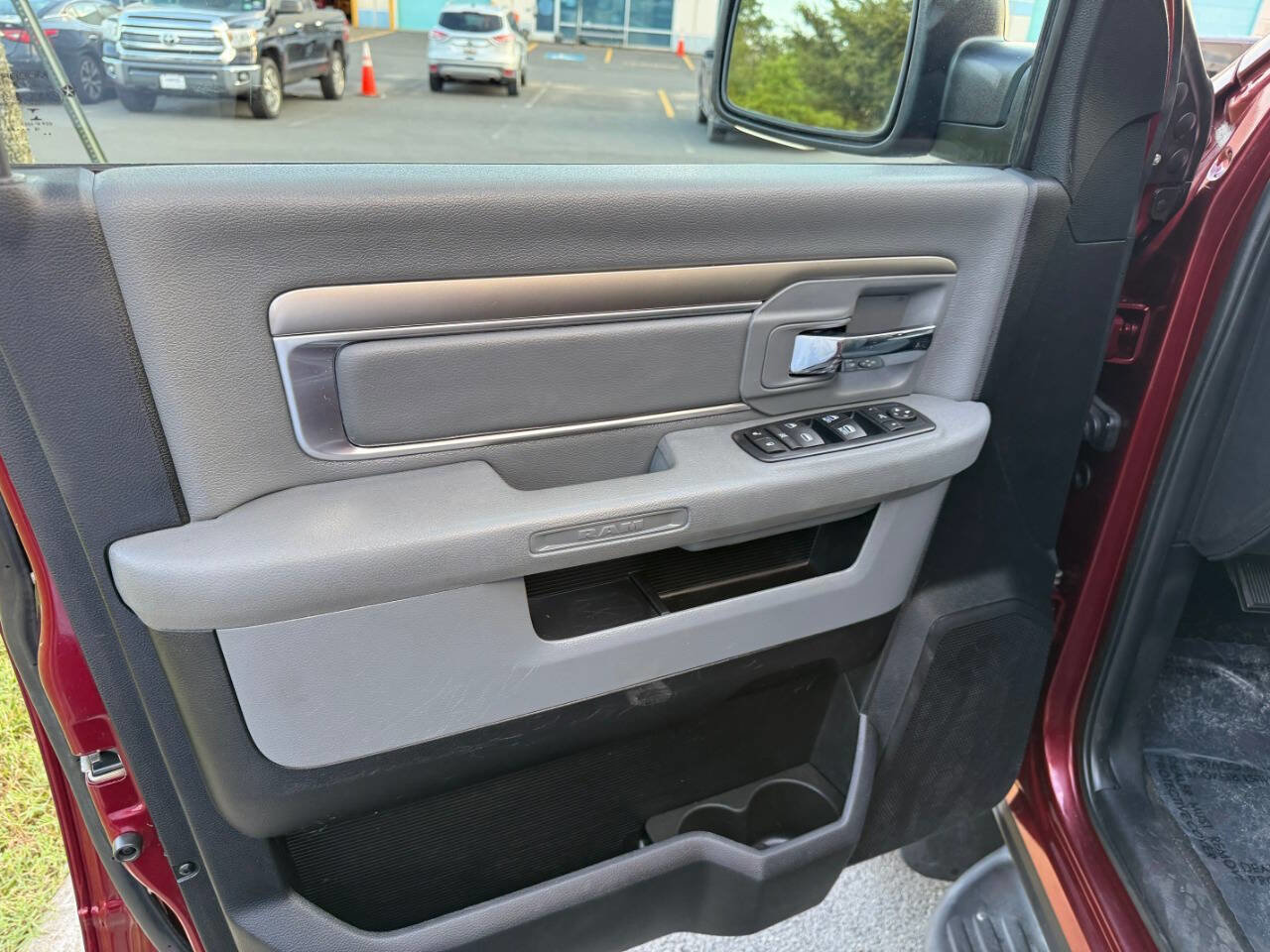 Used 2017 RAM 1500 Big Horn image 23
