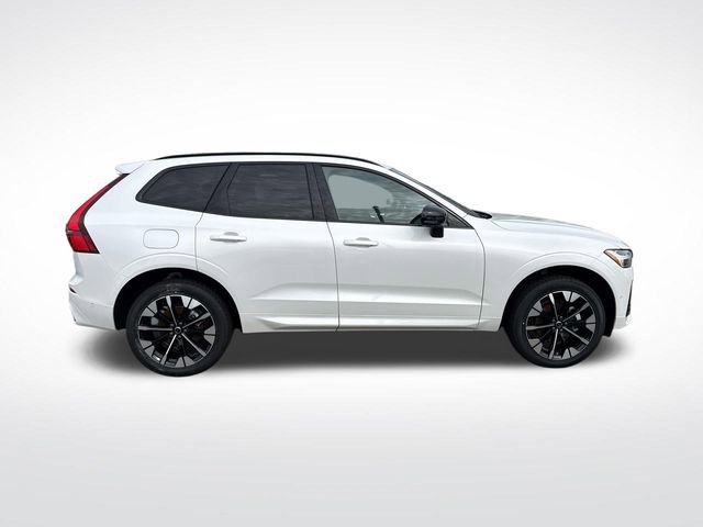 New 2026 Volvo XC60 B5 Plus w/ Climate Package image 9