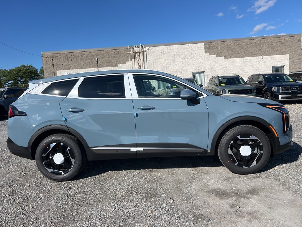 New 2026 Kia Sportage S image 4