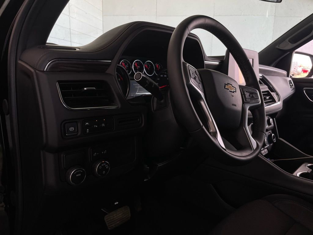 Used 2024 Chevrolet Tahoe LS image 11
